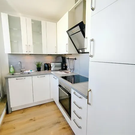 Ulmer Penthouse Fuer 7, Arbeitsplatz, Xxl-dachterrasse, Grill, Wii Appartamento Ulma